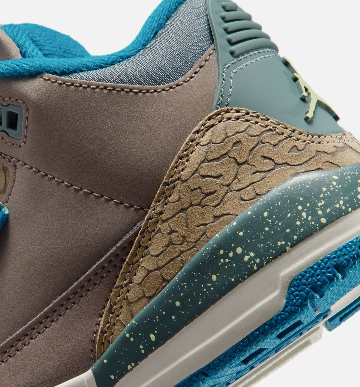 Air Jordan 3 Retro Olive Grey Preschool Shoes - Olive Grey/Green Abyss/Khaki/Sea Glass