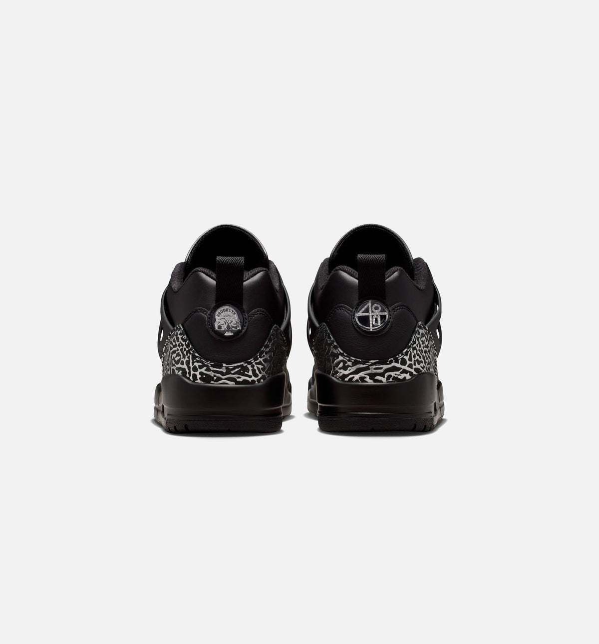Spizike Low Black and Metallic Silver Men's Basketball Shoes - Black/Metallic Silver